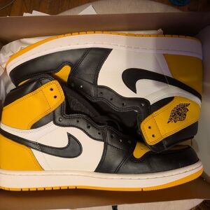 Nike High-Top Sneakers in Black, White, and Yellow